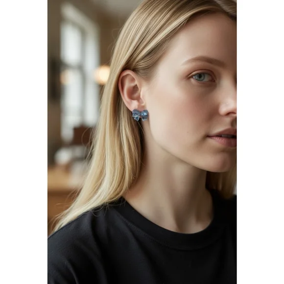 Coach Bow Stud Earrings Blue Crystal Silver Tone New - Picture 4 of 7